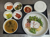 봄나물 돌문어 비빔밥